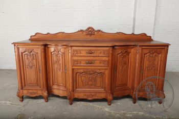 Антикварный дубовый комод в стиле рококо с пятью дверцами код. BE3259348