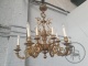 Антикварная люстра из бронзы с позолотой с множеством ламп, стилизованных под свечи код. BE4165694 фото 6