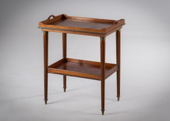 Антикварный французский сервировочный столик код.&nbsp;RM4165390