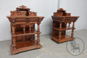 картинка Антикварные поставцы (2 шт.) салоне старинных вещей "Шебби" являющийся официальным дистрибьютором в России и Беларуси