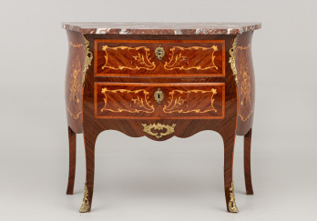 Старинный комод код. RM51704