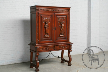 Старинный комод код. BE6744