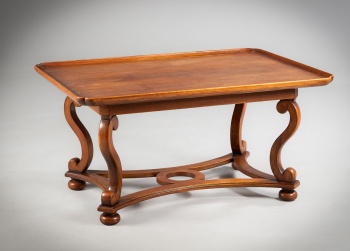 Старинный дубовый столик в стиле кантри код. RM4151972