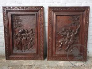 картинка Антикварные настенные резные панно салоне старинных вещей "Шебби" являющийся официальным дистрибьютором в России и Беларуси