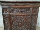 Антикварный комод, декорированный плотной объемной резьбой код. BE4097520 фото 2