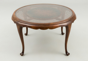 Старинный кофейный столик код. RM29899