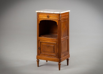 Антикварный комод из красного дерева с мраморным верхом код.&nbsp;RM4142423