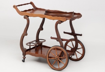 Старинный сервировочный столик с изогнутыми ножками код. RM4100598