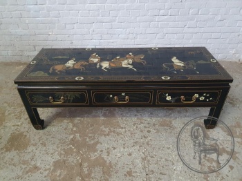 Старинный китайский кофейный столик с сюжетной росписью код. BE4109140