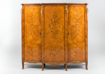 Антикварный шкаф код. RM9056