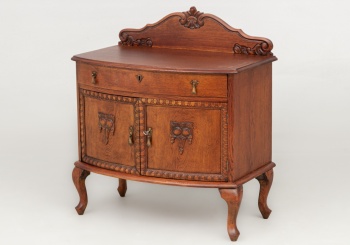 Старинный комод с резной короной код. RM4100220