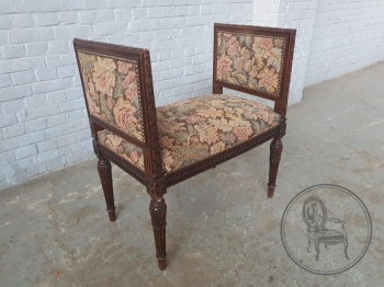 Антикварная скамья с гобеленовой обивкой код. BE4151978