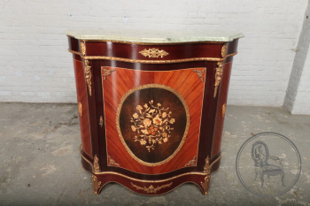 Старинный комод код. BE51920