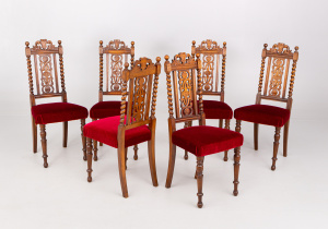 картинка Антикварные дубовые стулья с резной спинкой (5 шт) салоне старинных вещей "Шебби" являющийся официальным дистрибьютором в России и Беларуси