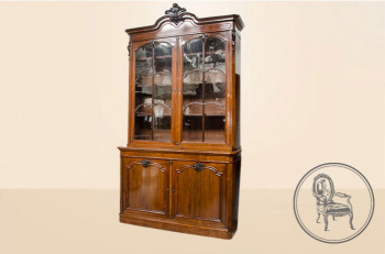 Антикварный посудный шкаф из красного дерева код. VS0973