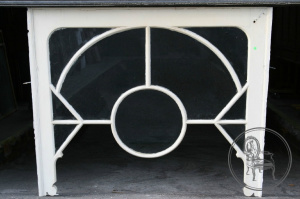 картинка Антикварная межкомнатная арка салоне старинных вещей "Шебби" являющийся официальным дистрибьютором в России и Беларуси