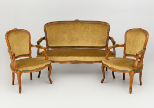 картинка Старинный комплект для гостиной салоне старинных вещей "Шебби" являющийся официальным дистрибьютором в России и Беларуси