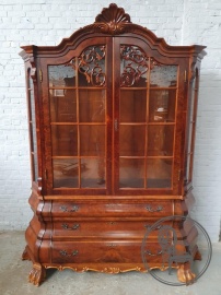 Старинная витрина со шпоном корня ореха код.&nbsp;BE4165995