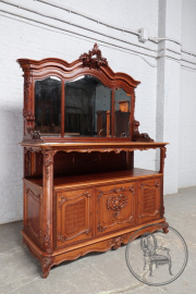 Антикварный ореховый буфет с зеркалами и резной короной код. BE3259427
