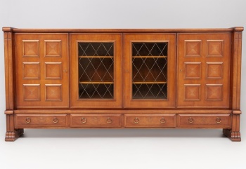 Старинный шкаф для посуды со стеклянными дверцами код. RM4100845