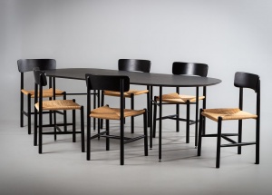 картинка Mебель для столовой из дуба на металлических ножках салоне старинных вещей "Шебби" являющийся официальным дистрибьютором в России и Беларуси