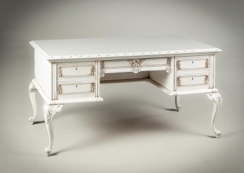 Старинный дубовый письменный стол в стиле Прованс код. RM4123105