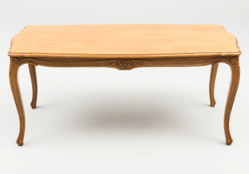 Старинный столик код. RM26100