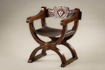 Старинное курульное кресло код. RM4101597