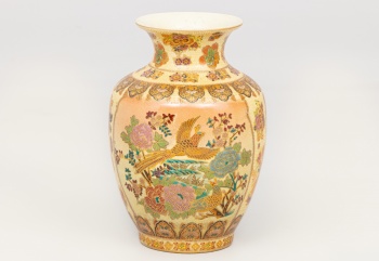 Старинная фарфоровая ваза в ориентальном стиле код. RM4100627