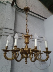 Старинная люстра из литой бронзы на 10 рожков код. BE4117990