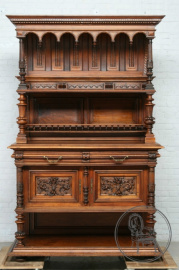 Антикварный поставец в стиле ренессанс код. BE6662