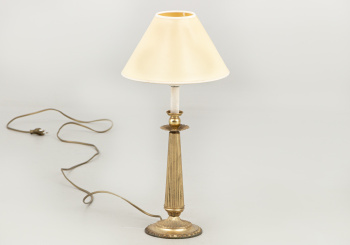 Старинная настольная лампа (4 шт.) код. RM58504