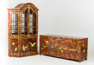 картинка Старинный набор мебели салоне старинных вещей "Шебби" являющийся официальным дистрибьютором в России и Беларуси