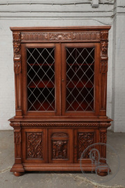 Антикварный книжный шкаф-витрина с барельефной и флористической резьбой код. BE4096800