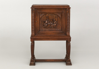 Старинная тумбочка код. RM62023