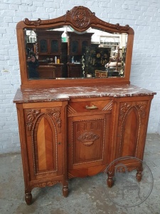 картинка Старинный резной комод с зеркалом и мраморной столешницей салоне старинных вещей "Шебби" являющийся официальным дистрибьютором в России и Беларуси