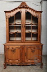 Антикварная дубовая витрина в стиле рококо код. BE4139749