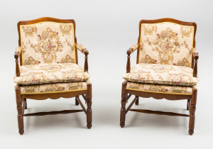 картинка Старинные кресла (2 шт.) салоне старинных вещей "Шебби" являющийся официальным дистрибьютором в России и Беларуси