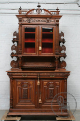 Антикварный ореховый буфет с открытыми боковыми полками код. BE4096799