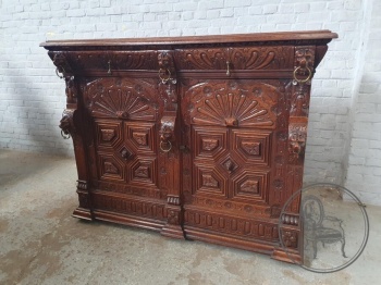 Антикварный дубовый комод в Мехельском стиле код. BE4161616