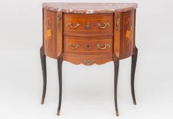 Старинный полукруглый комод с интарсиями и бронзовой отделкой код. RM4101038