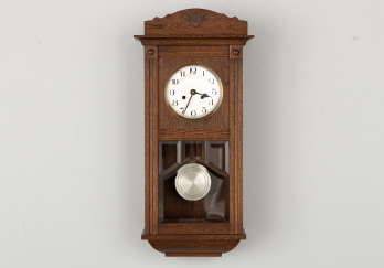 Антикварные настенные часы код. RM64060