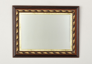 картинка Старинное зеркало салоне старинных вещей "Шебби" являющийся официальным дистрибьютором в России и Беларуси