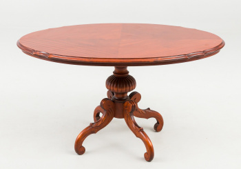 Старинный столик код. ID30958