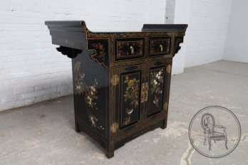 Старинный комод код. BE37377