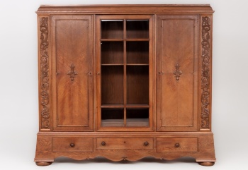 Старинный книжный шкаф с художественной резьбой код. RM4100684