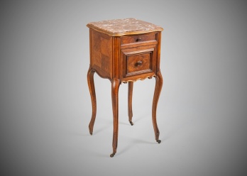 Антикварный комод из красного дерева с мрамором код. RM4166056