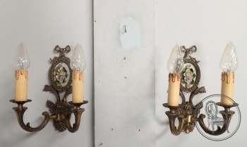 Антикварные бронзовые бра с фарфоровыми медальонами код. BE4097450