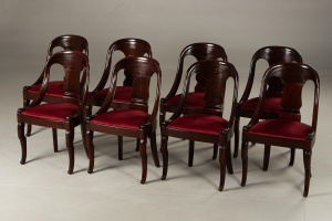 картинка Антикварный комплект стульев (8 шт.) из красного дерева салоне старинных вещей "Шебби" являющийся официальным дистрибьютором в России и Беларуси