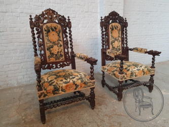 Пара антикварных кресел в охотничьем стиле код. BE107057